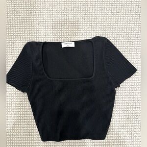 Women’s Aritzia Square neck short sleeve